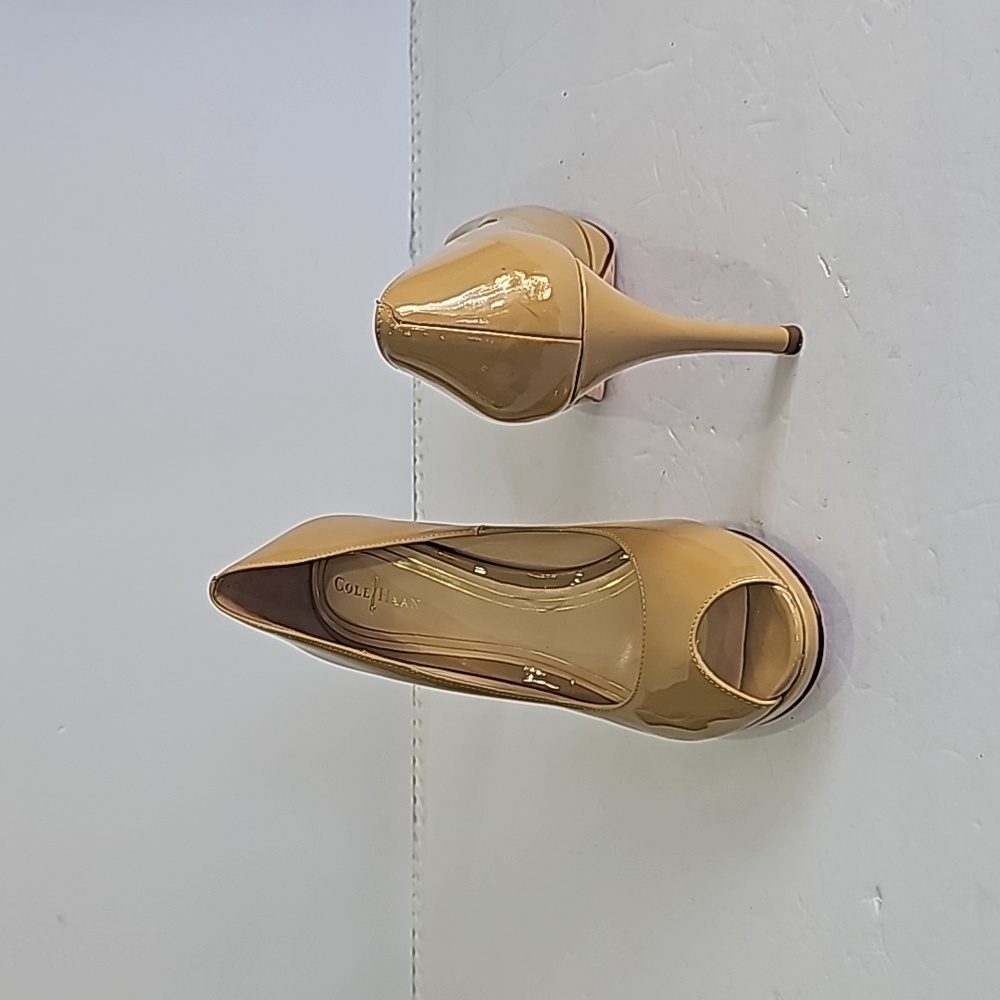 Cole Haan Pumps Peep Toe Tan Beige high Heels, sole Nike Air Size 8.5